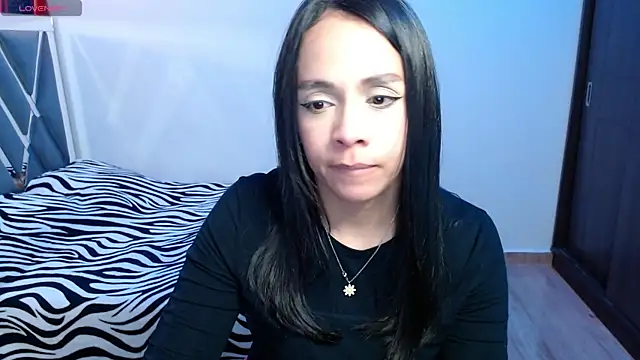 Snapshot of paula_lopez__ chatting on 06/28/26, 05:52 paula lopez online show from 06/28/26, 05:52