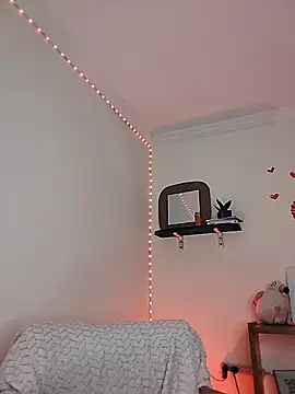 Snapshot of LilaRvsh chatting on 02/19/26, 05:09 LilaRvsh online show from 02/19/26, 05:09