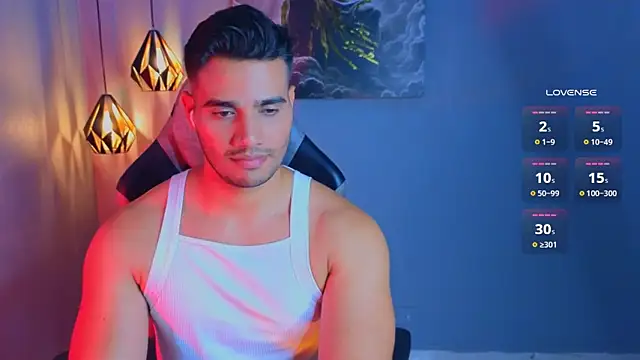 AndresRodriguez1 online show from 03/03/26, 12:39