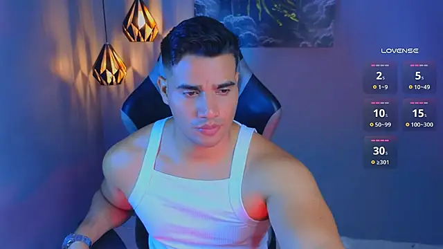 AndresRodriguez1 online show from 04/05/26, 12:30