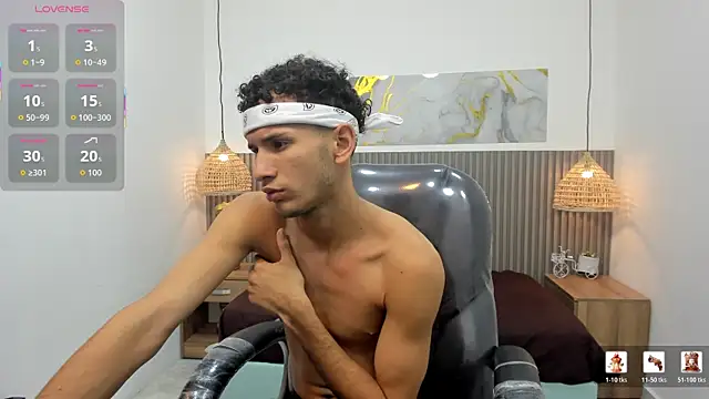 JDWhite18 online show from 05/13/26, 03:37