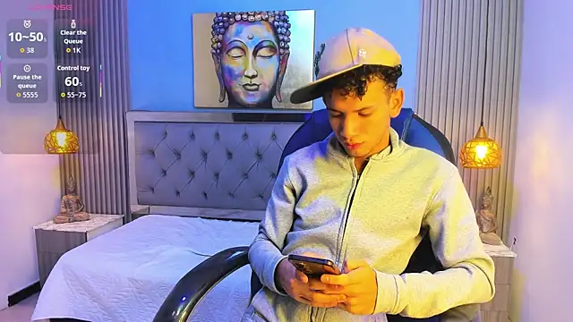JDWhite18 online show from 06/29/26, 01:01