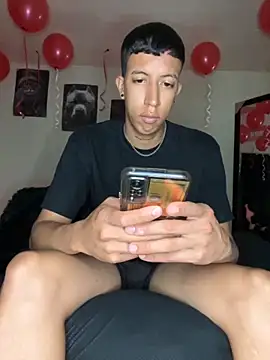 Sebastian Villamarin online show from 02/15/26, 04:42