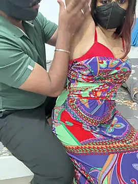 Snapshot of couple7v17d chatting on 02/23/26, 05:32 couple7v17d online show from 02/23/26, 05:32