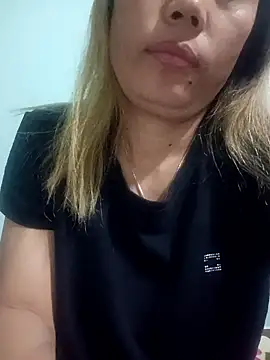 Snapshot of neha0882 chatting on 02/05/26, 03:55 neha0882 online show from 02/05/26, 03:55