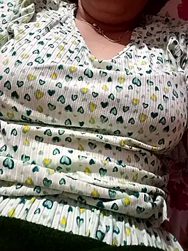 Snapshot of neha0882 chatting on 02/15/26, 10:47 neha0882 online show from 02/15/26, 10:47