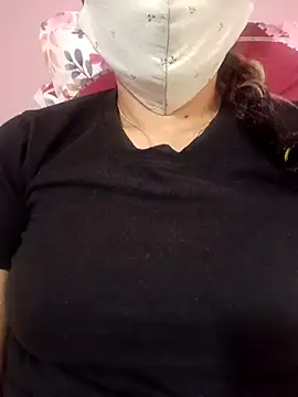 Snapshot of neha0882 chatting on 02/24/26, 06:22 neha0882 online show from 02/24/26, 06:22