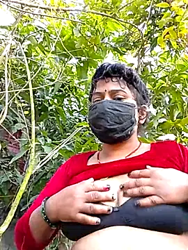 Snapshot of rasim_sexe chatting on 02/21/26, 10:27 rasim sexe online show from 02/21/26, 10:27