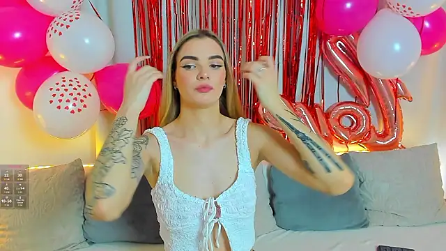 SinLuna  online show from 02/05/26, 04:00