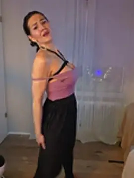 Snapshot of Bella_Velour chatting on 03/02/26, 07:15 Bella Velour online show from 03/02/26, 07:15