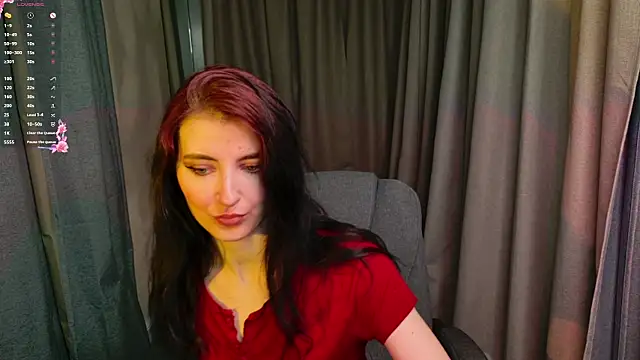NicoleLuxe online show from 05/18/26, 07:41