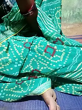 Royal hotti0011 online show from 04/07/26, 08:37