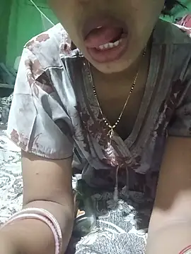 Royal hotti0011 online show from 05/29/26, 03:54