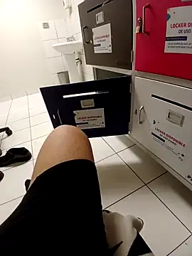 Snapshot of Taboada20 chatting on 02/13/26, 07:43 Taboada20 online show from 02/13/26, 07:43