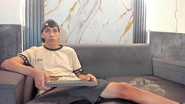 biig boy online show from 05/11/26, 07:22