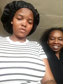 Snapshot of theedevilsexer chatting on 02/19/26, 11:06 theedevilsexer online show from 02/19/26, 11:06