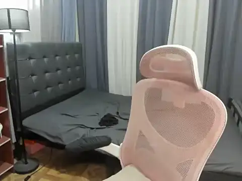 Snapshot of TinyCock_Rein chatting on 02/05/26, 06:56 TinyCock Rein online show from 02/05/26, 06:56