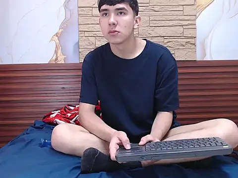 massimoferrera303av online show from 02/20/26, 06:52