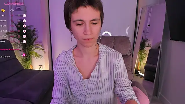 AutumnWhisper online show from 02/05/26, 09:41