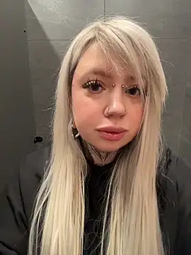 Chiibi online show from 02/13/26, 09:38