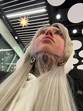 Chiibi online show from 02/19/26, 09:38