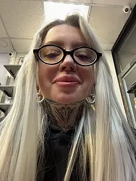 Chiibi online show from 02/26/26, 08:24