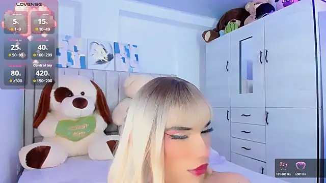 Snapshot of baby_cleo_ chatting on 03/24/26, 11:10 baby cleo online show from 03/24/26, 11:10