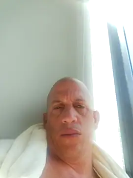 Snapshot of superhotpapi chatting on 02/11/26, 06:02 superhotpapi online show from 02/11/26, 06:02