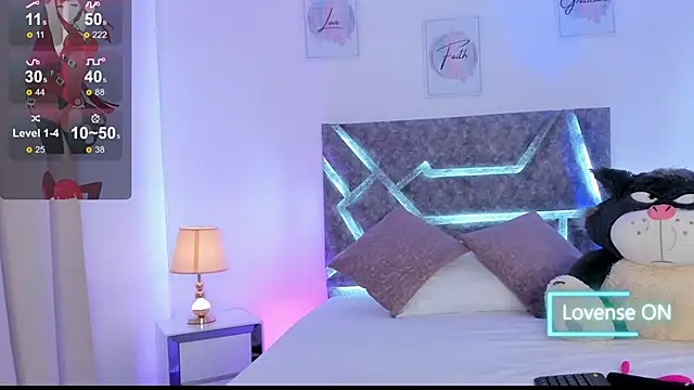 emilycat777  online show from 03/29/26, 06:35