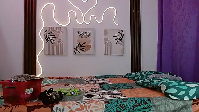 Snapshot of Miss_Merrie chatting on 02/18/26, 09:27 Miss Merrie online show from 02/18/26, 09:27