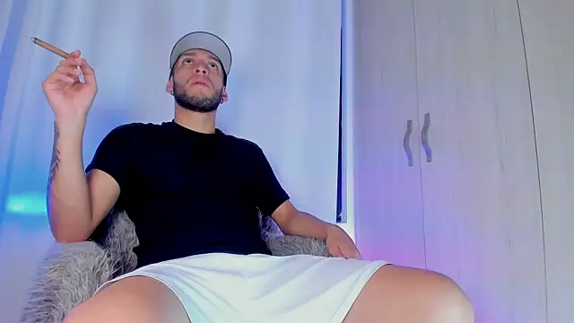 Snapshot of Velvet_Angel chatting on 02/21/26, 07:48 Velvet Angel online show from 02/21/26, 07:48