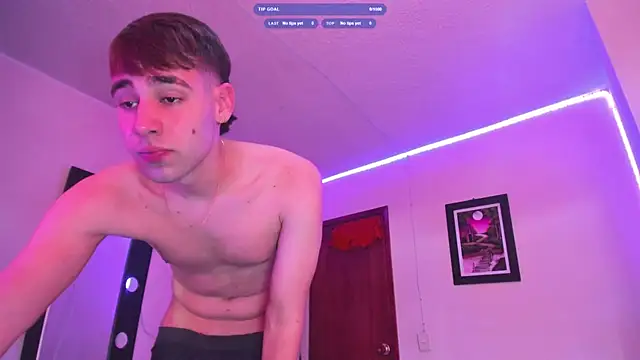 Snapshot of PapiNoha69 chatting on 02/03/26, 05:40 PapiNoha69 online show from 02/03/26, 05:40