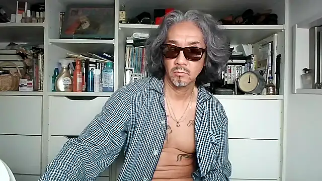 Snapshot of MtaS1 chatting on 06/18/26, 02:54 MtaS1 online show from 06/18/26, 02:54