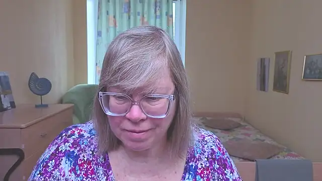 Emma Eclipsee online show from 02/13/26, 08:54