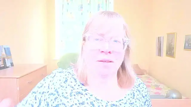 Emma Eclipsee online show from 02/25/26, 10:14