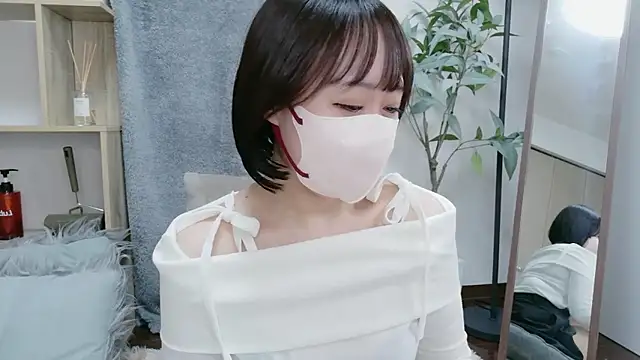 Himari 162 online show from 05/18/26, 01:17