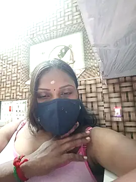 Tamil Hot Nisha online show from 02/16/26, 04:03
