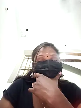 Tamil Hot Nisha online show from 02/24/26, 05:44