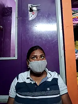 Tamil Hot Nisha online show from 03/08/26, 12:41