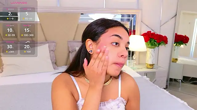 Luna Cortier online show from 03/11/26, 05:57