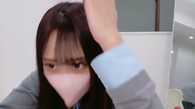 Snapshot of rinochan_v chatting on 02/24/26, 03:10 rinochan v online show from 02/24/26, 03:10