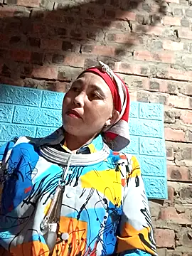 lena-cute online show from 02/18/26, 12:45