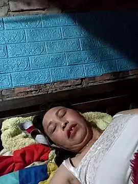 lena-cute online show from 03/21/26, 11:41