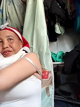 lena-cute online show from 03/23/26, 05:44