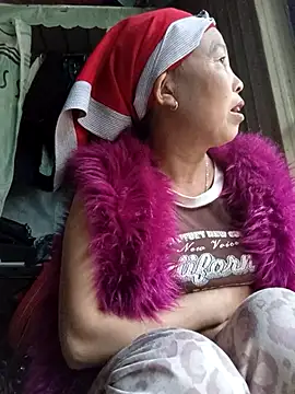 lena-cute online show from 03/25/26, 11:05