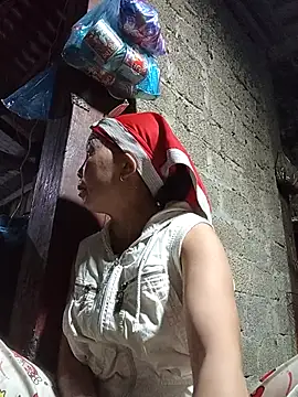 lena-cute online show from 04/13/26, 12:21