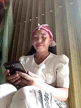 lena-cute online show from 04/30/26, 06:20