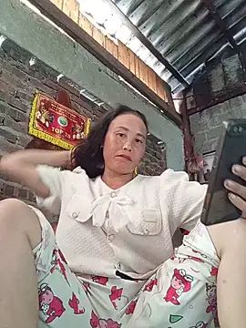 lena-cute online show from 05/14/26, 07:59