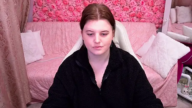 Snapshot of KristiFoxy chatting on 03/01/26, 06:15 KristiFoxy online show from 03/01/26, 06:15