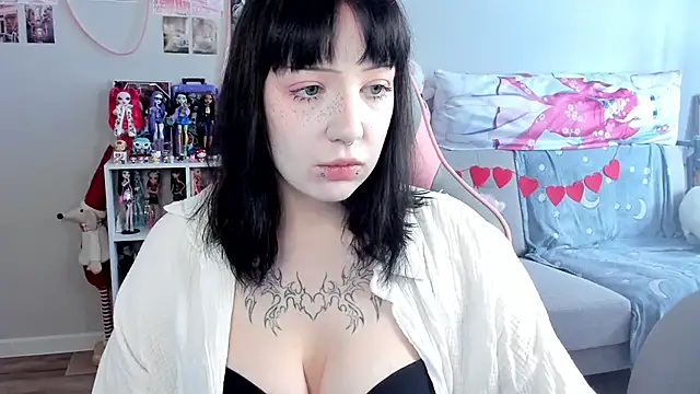 MollysLand online show from 02/25/26, 09:08